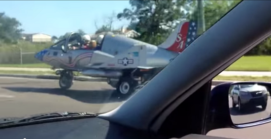 Honda Gold Wing hóa máy bay phản lực